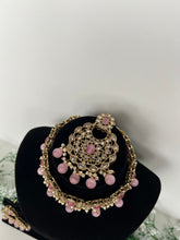 Load image into Gallery viewer, Pink choker set
