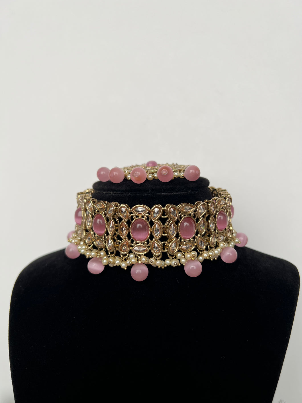 Pink choker set