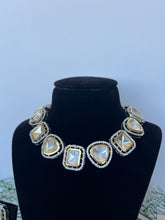 Load image into Gallery viewer, Uncut Kundan Necklace
