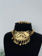 Load image into Gallery viewer, Pipal Patti Set
