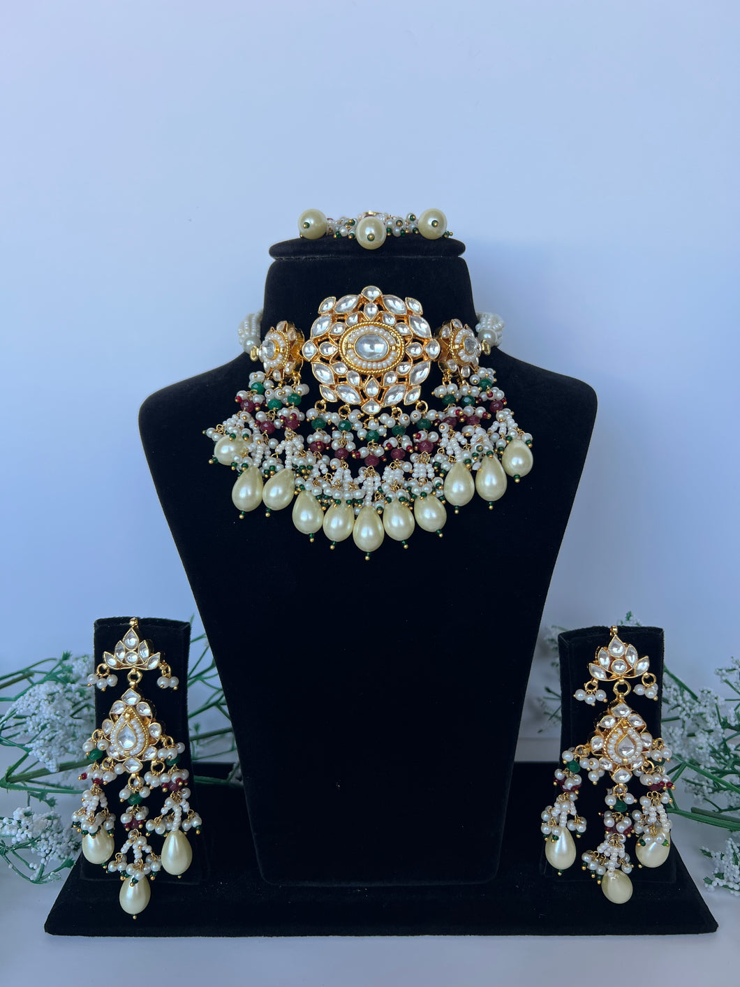 Trisha Kundan Choker