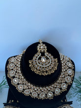 Load image into Gallery viewer, Monalisa Stone Set
