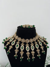 Load image into Gallery viewer, Victoria Green Set
