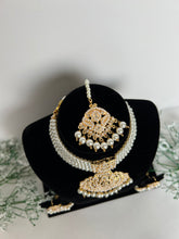 Load image into Gallery viewer, Jardau Choker v1
