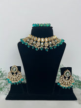 Load image into Gallery viewer, Sukhi Kundan Set Teal
