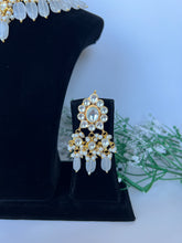 Load image into Gallery viewer, Nav Kundan Set Clear
