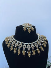Load image into Gallery viewer, Antique Gold Set
