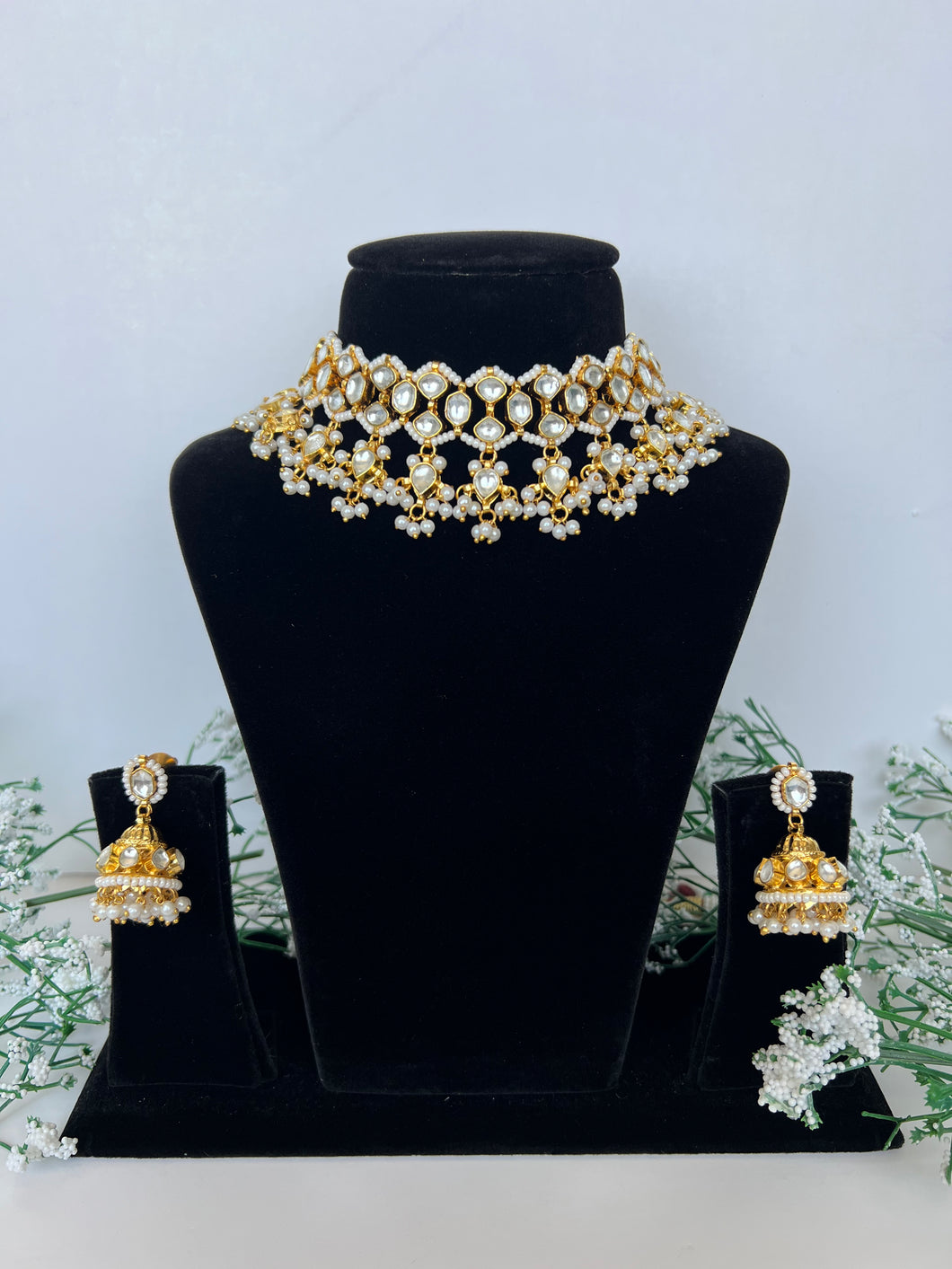 Mia Kundan Set Gold