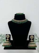 Load image into Gallery viewer, Kristy Green Necklace Set
