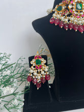 Load image into Gallery viewer, Ruby &amp; Green Kundan

