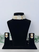 Load image into Gallery viewer, Kundan Pearl Choker
