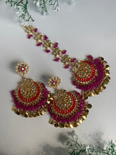Load image into Gallery viewer, Rani Pink Kundan Set

