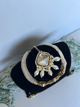 Load image into Gallery viewer, Valarie Uncut Kundan
