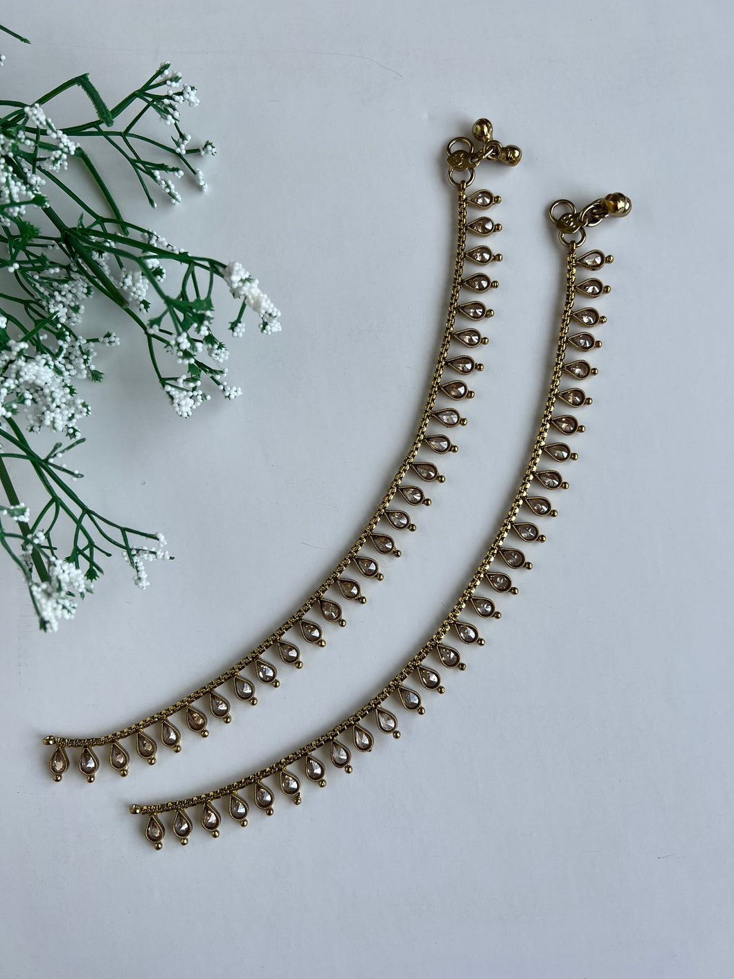 Simple Golden Anklets