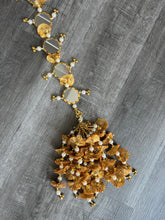 Load image into Gallery viewer, Sheesha Pearl Parandi
