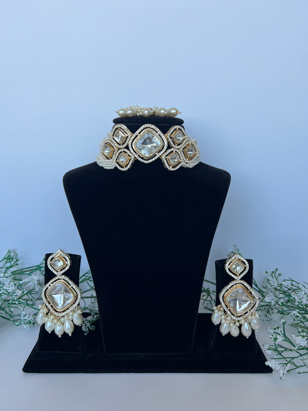 Valarie Uncut Kundan