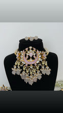 Load image into Gallery viewer, Dusty Pink Kundan Set
