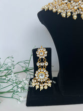 Load image into Gallery viewer, Lori Kundan Set
