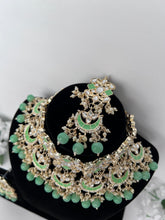 Load image into Gallery viewer, Meenakari Kundan Set
