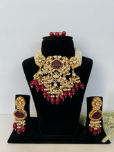 Load image into Gallery viewer, Maroon Kundan
