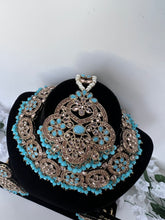 Load image into Gallery viewer, Firoza Necklace Set
