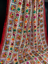 Load image into Gallery viewer, Sharan Phulkari
