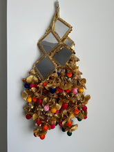 Load image into Gallery viewer, Oversized Paranda
