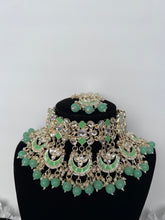 Load image into Gallery viewer, Meenakari Kundan Set
