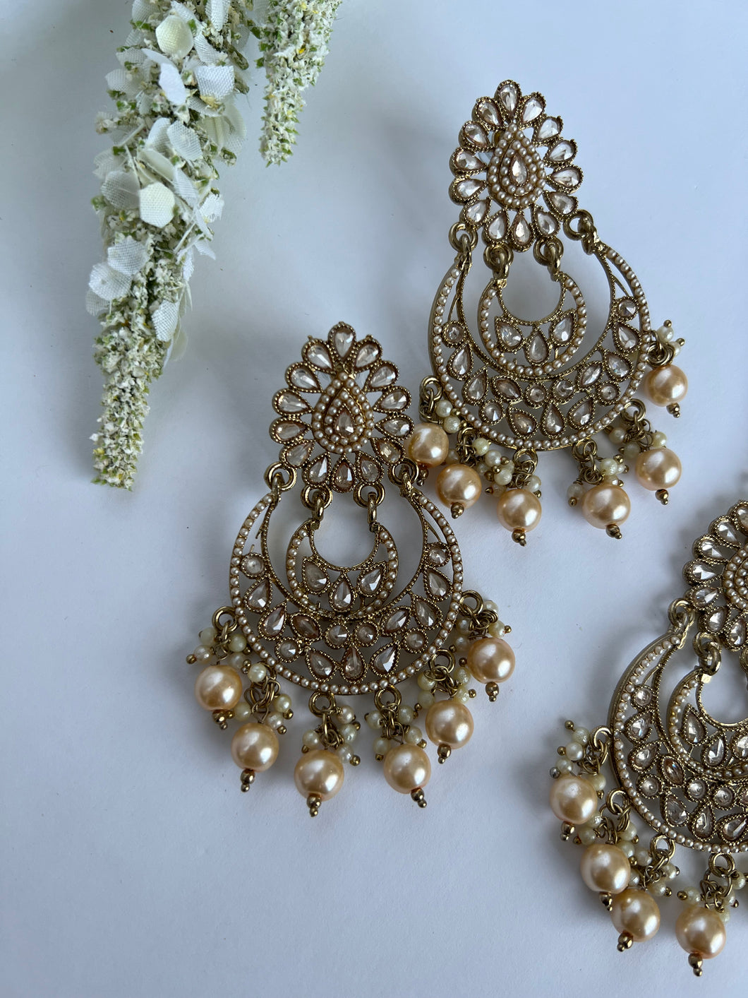 Golden Earring Tikka Set