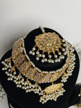 Load image into Gallery viewer, Pakistani Kundan Set
