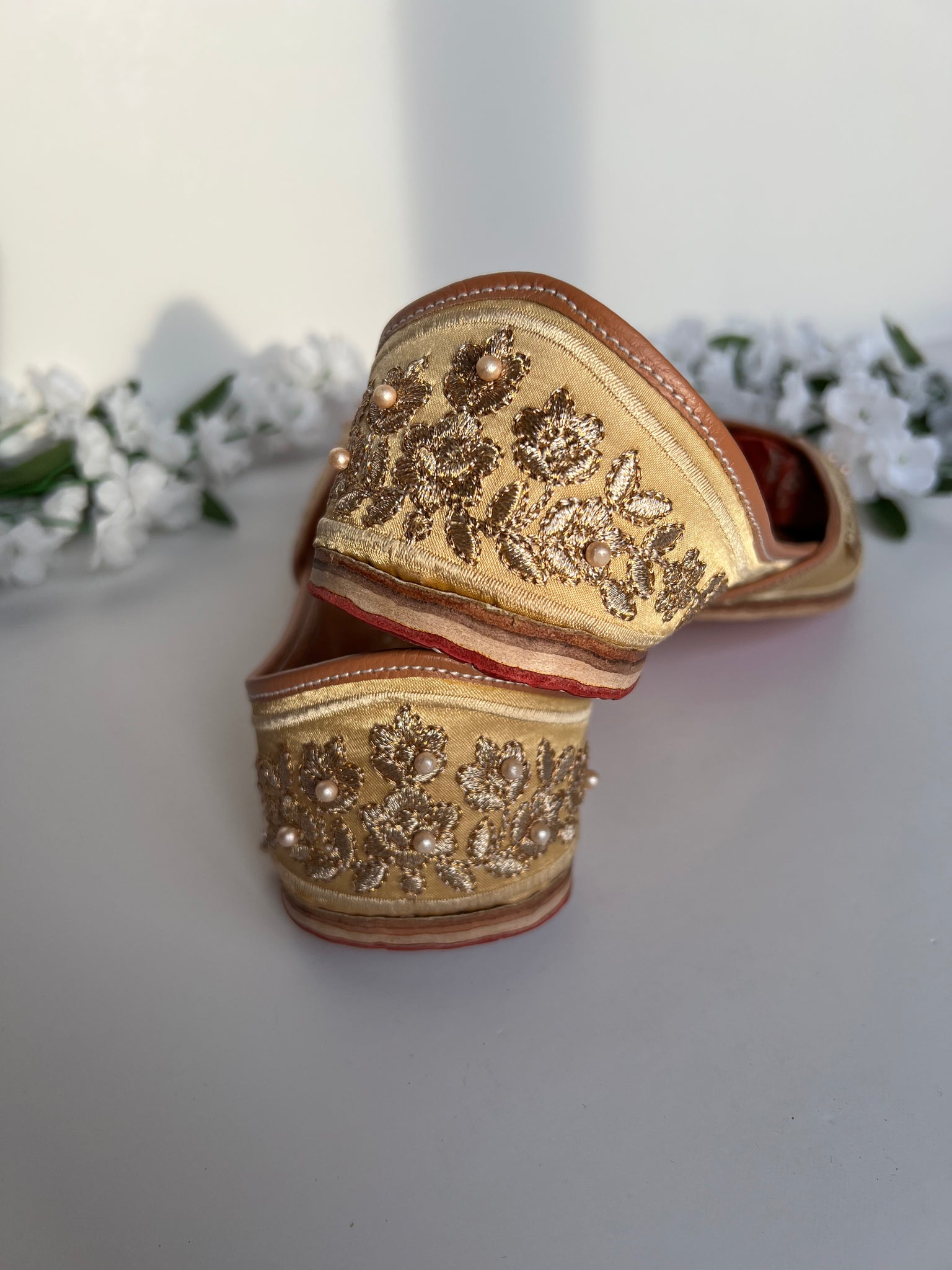 Golden Punjabi Jutti – Lush Jewelry Studio
