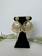 Load image into Gallery viewer, Sage Kundan Earrings
