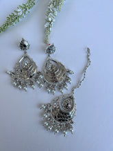 Load image into Gallery viewer, Silver Sheesha Set
